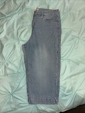 (FREE when bundled) Faded Glory jean capris